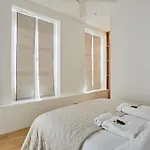 Amazing 2 Bedrooms Center By Prestige * Paris