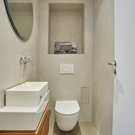Amazing 2 Bedrooms Center By Prestige *
